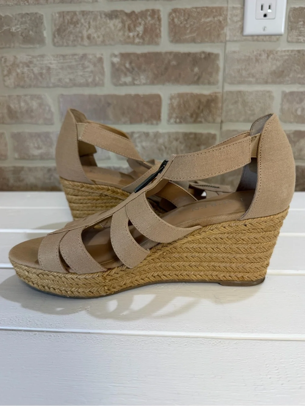 Lauren Ralph Lauren Kelcie Espadrille Wedge Sandals Beige Linen Zip Front SZ 8B